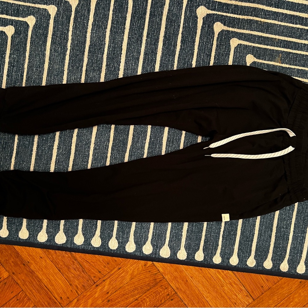 vuori joggers